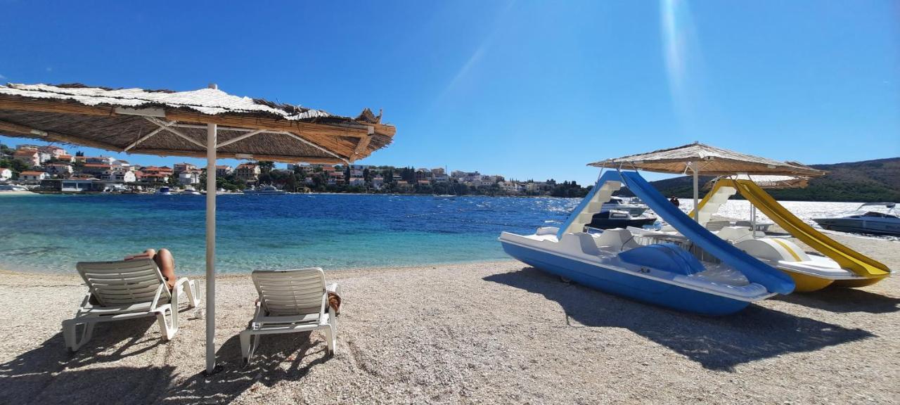 Apartments Ana Bilota Seget Vranjica Luaran gambar