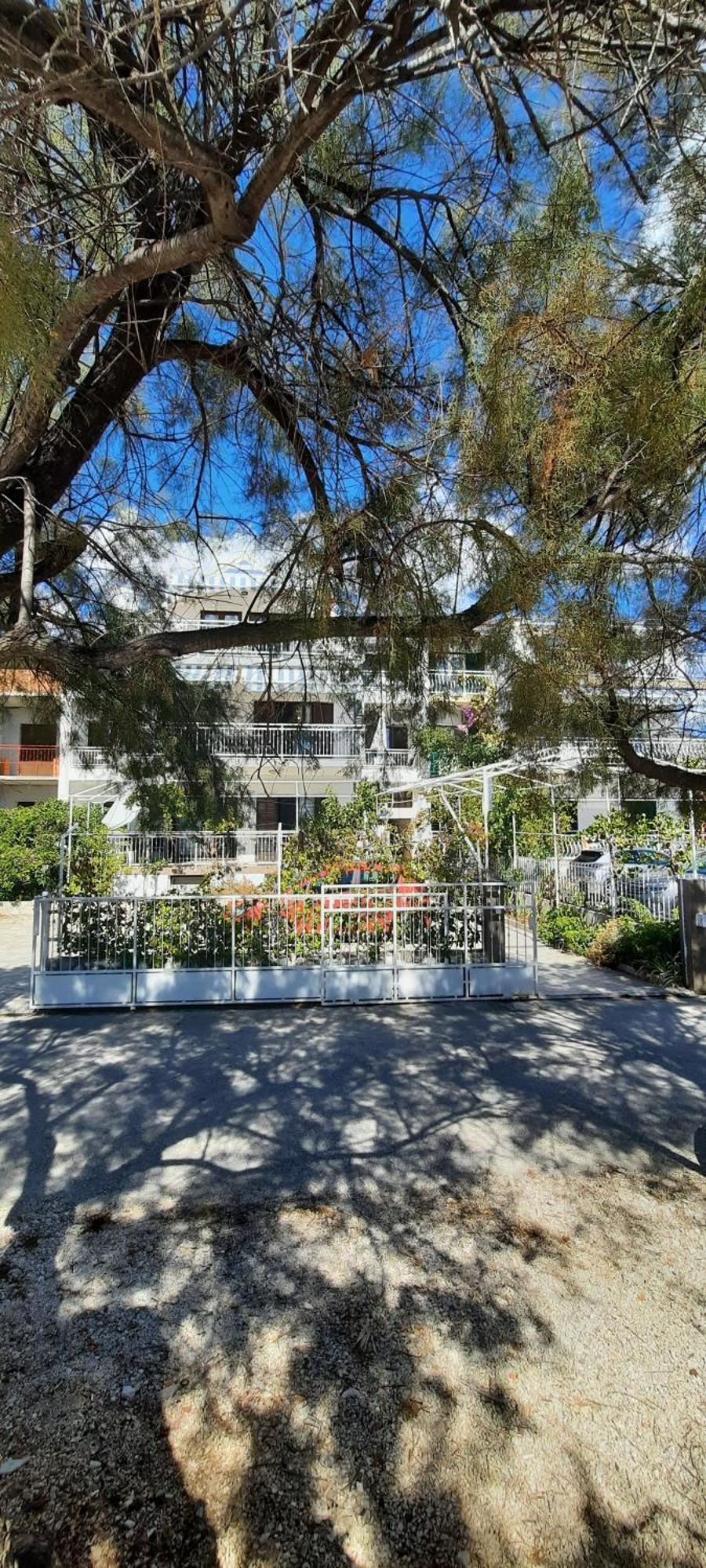 Apartments Ana Bilota Seget Vranjica Luaran gambar