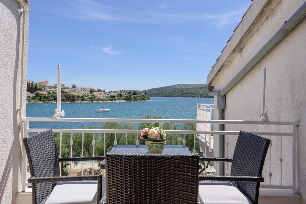 Apartments Ana Bilota Seget Vranjica Luaran gambar